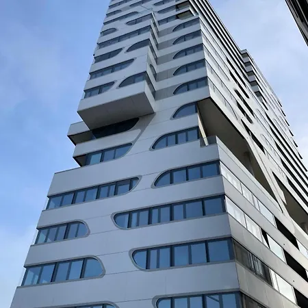 Suites Im Cloud Stuttgart Exterior photo